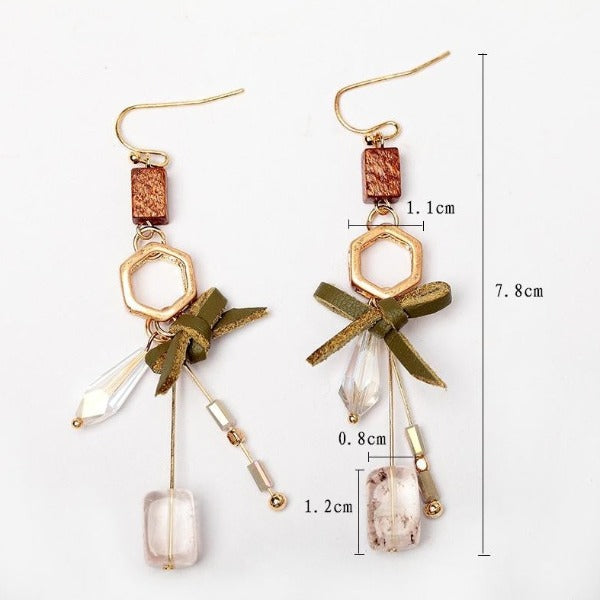 Artificial earrings with excellent craftsmanship