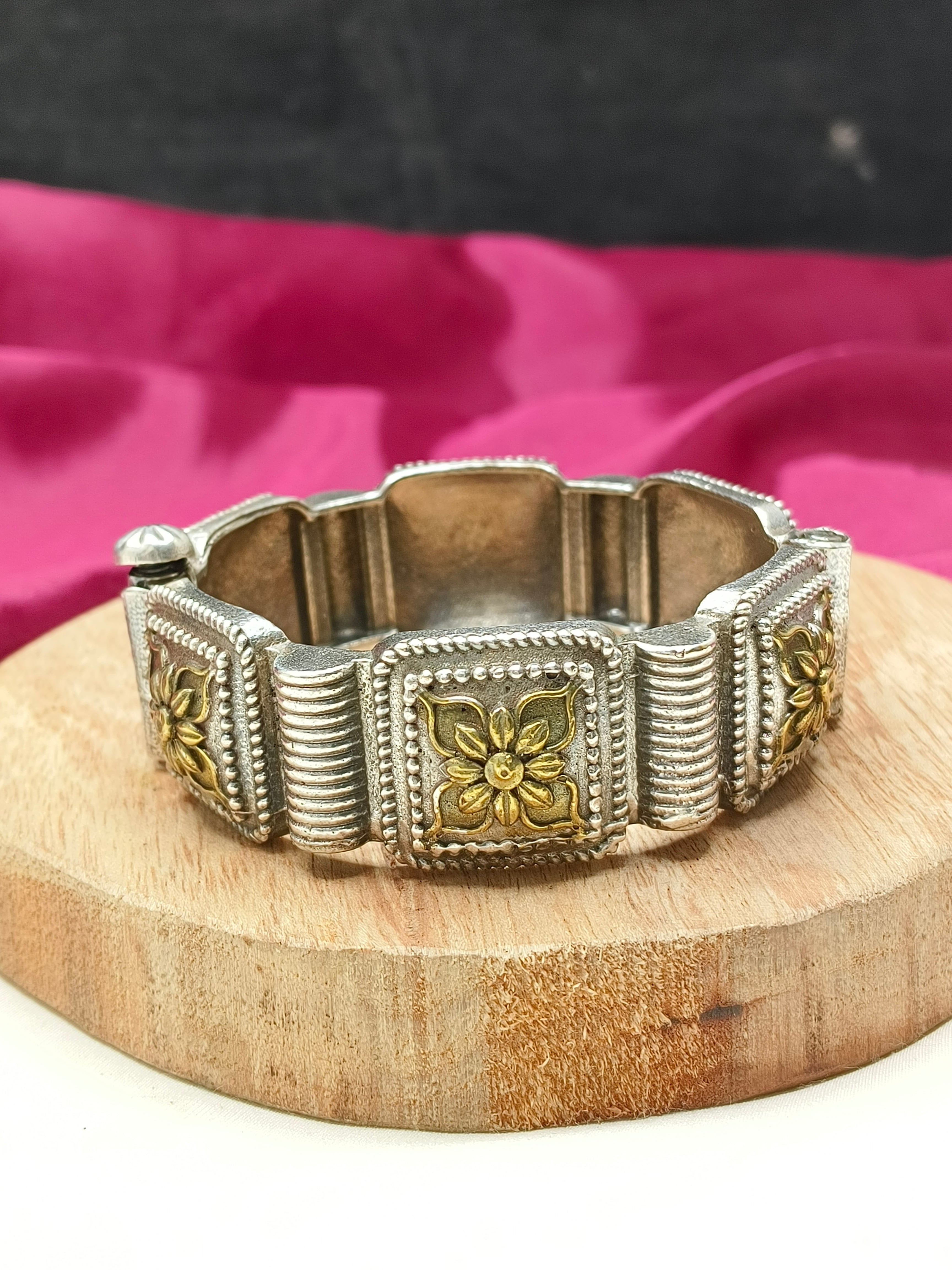 Dual Tone Trendy Kada Bangle - Single