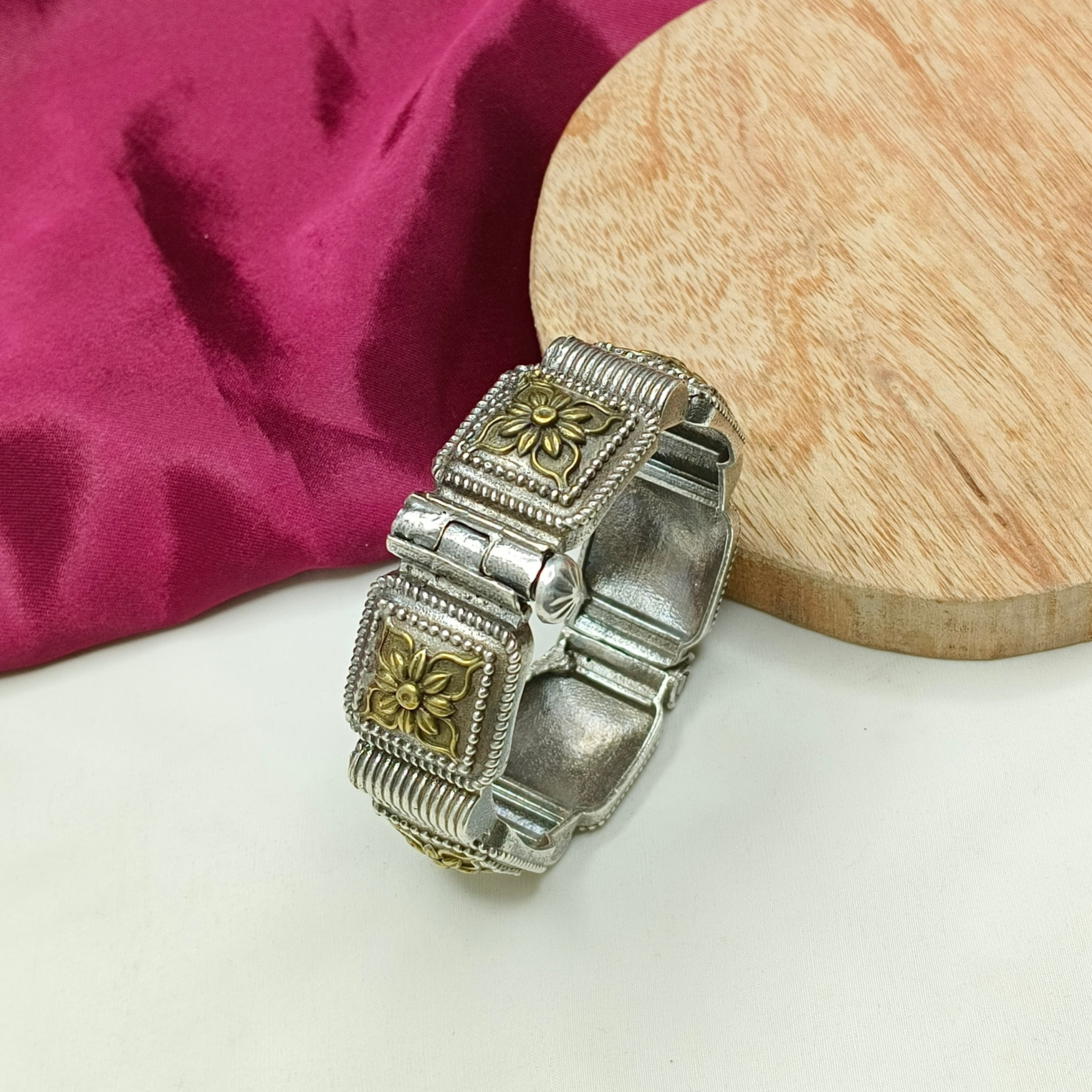 Dual Tone Trendy Kada Bangle - Single