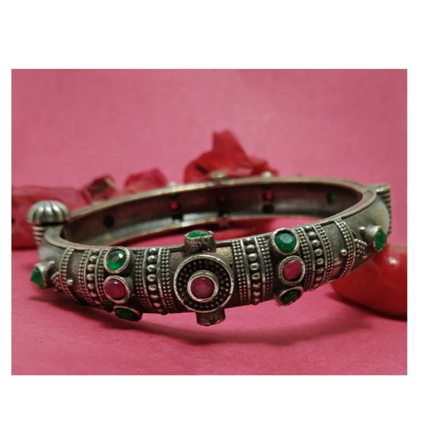 Red & Green Stone Vintage Openable Look Kada For Girls