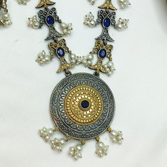 Dainty Long Kundan Necklace Set