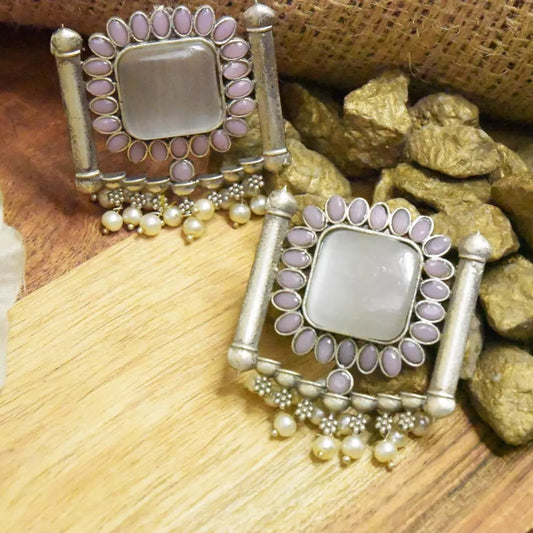 White & Pink Color Stone Kundan Earring