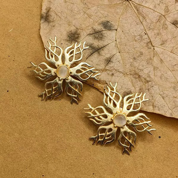 Elegant Design Gold Plated Stud Earrings