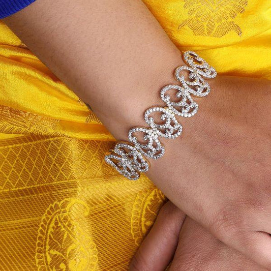 Luxuries Imitation Bracelet For Women & Girls - The Fineworld