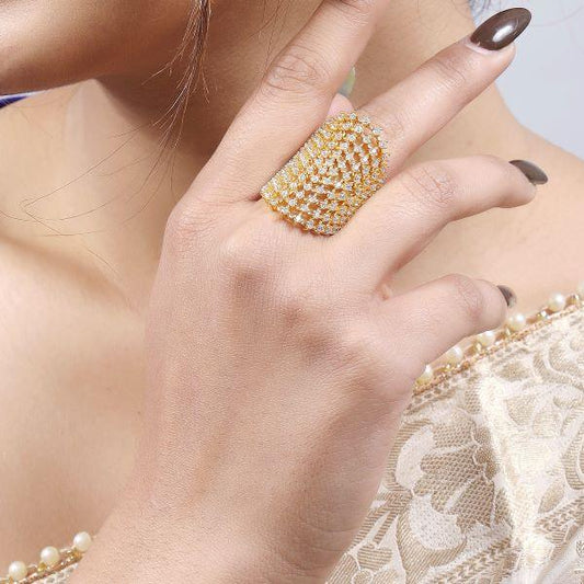 Trendy Elegant Shimmering Diamond Imitation Ring - The Fineworld