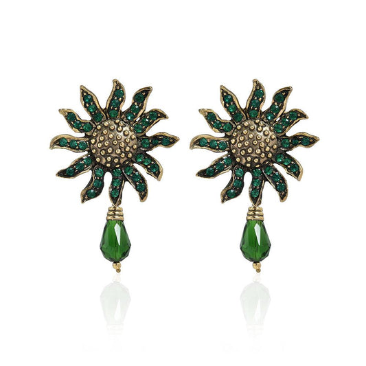 Green and gold metal sun shaped danglers - The Fineworld